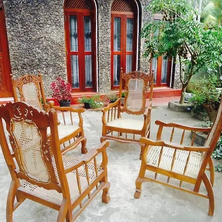 Jayalath Homestay And Apartments Galle Buitenkant foto