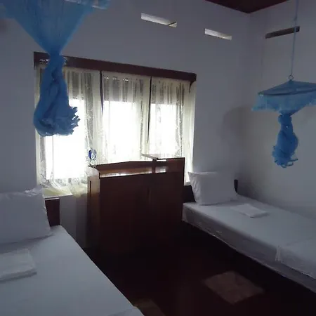Jayalath Homestay And Apartments Galle Buitenkant foto
