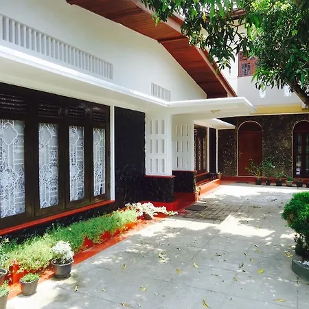 Jayalath Homestay And Apartments Galle Buitenkant foto