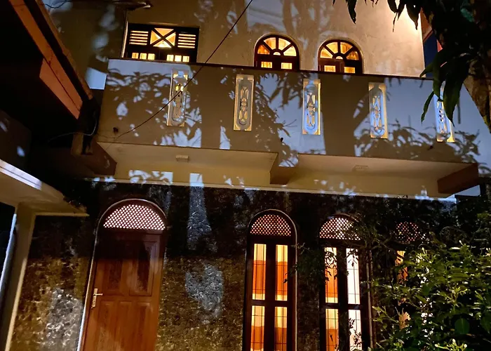 Jayalath Homestay And Apartments