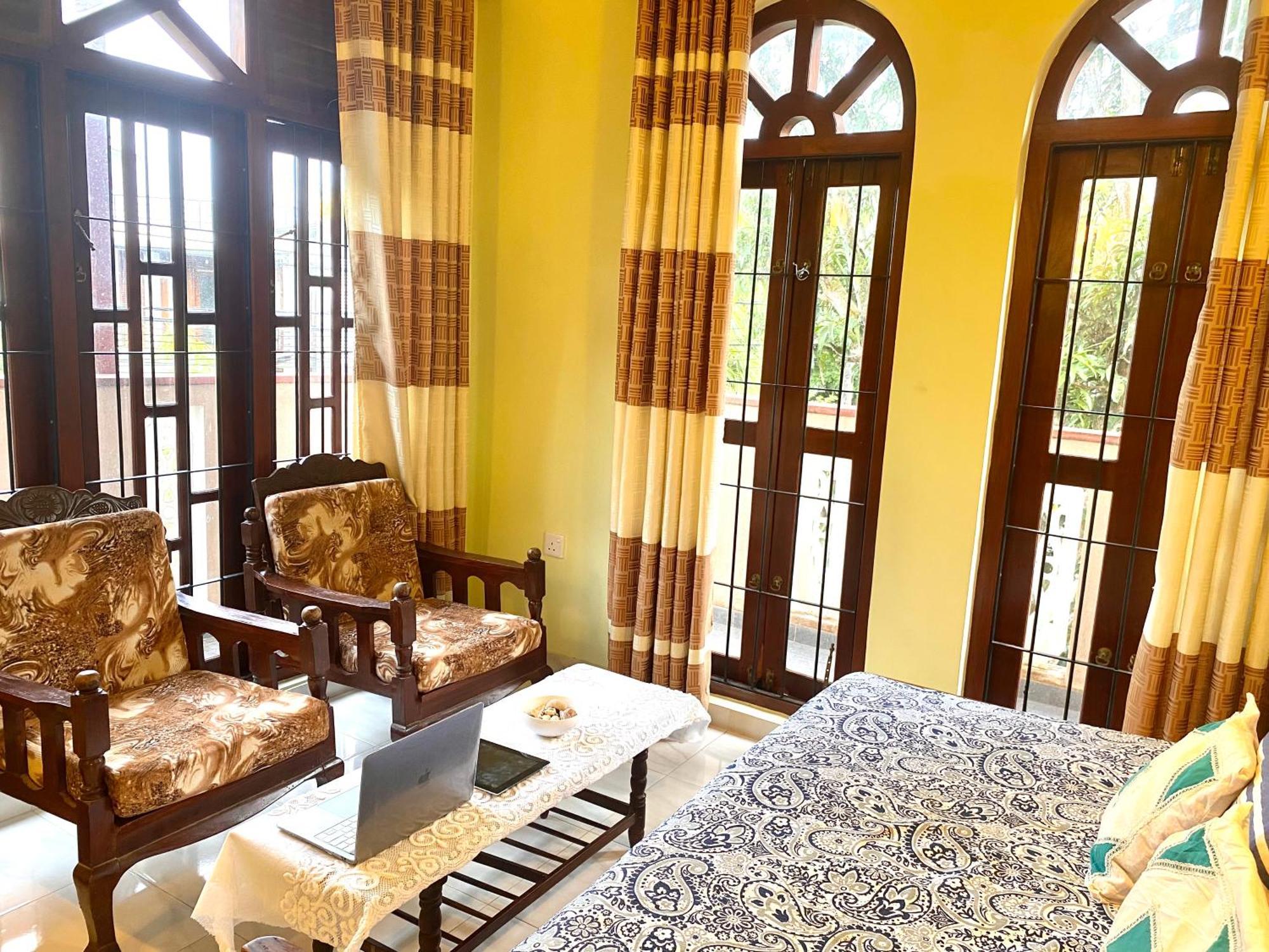 Homestay Jayalath And *