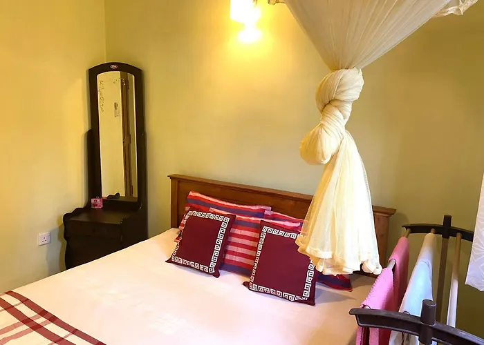Jayalath Homestay And Apartments
